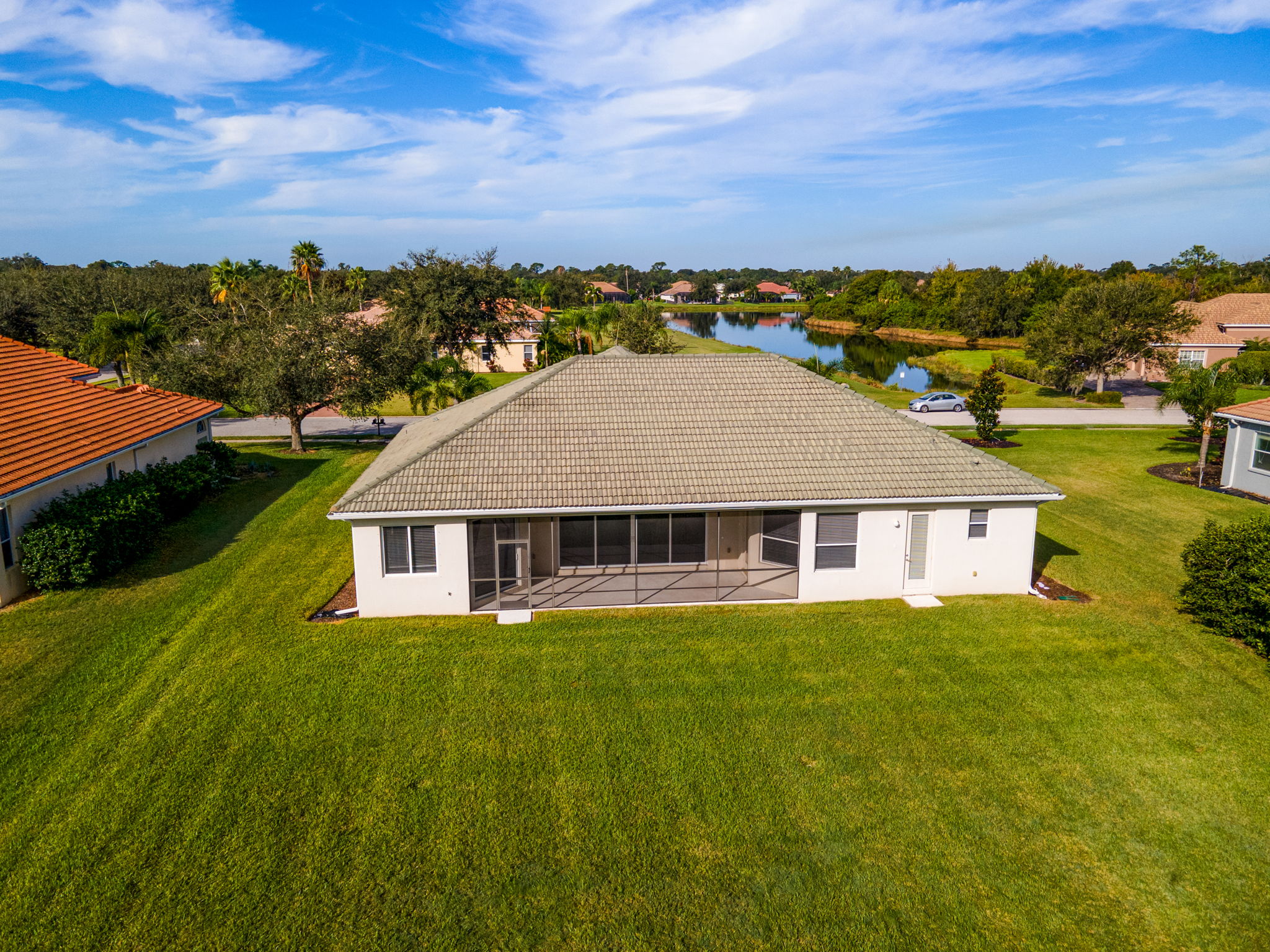 409 148th Ct NE-40