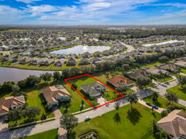 409 148th Ct NE-43