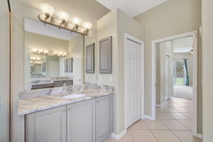 409 148th Ct NE-28