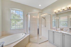 409 148th Ct NE-29