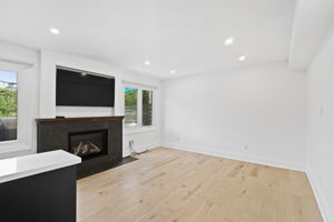 Studio Apartment - room 2 with gas fireplace