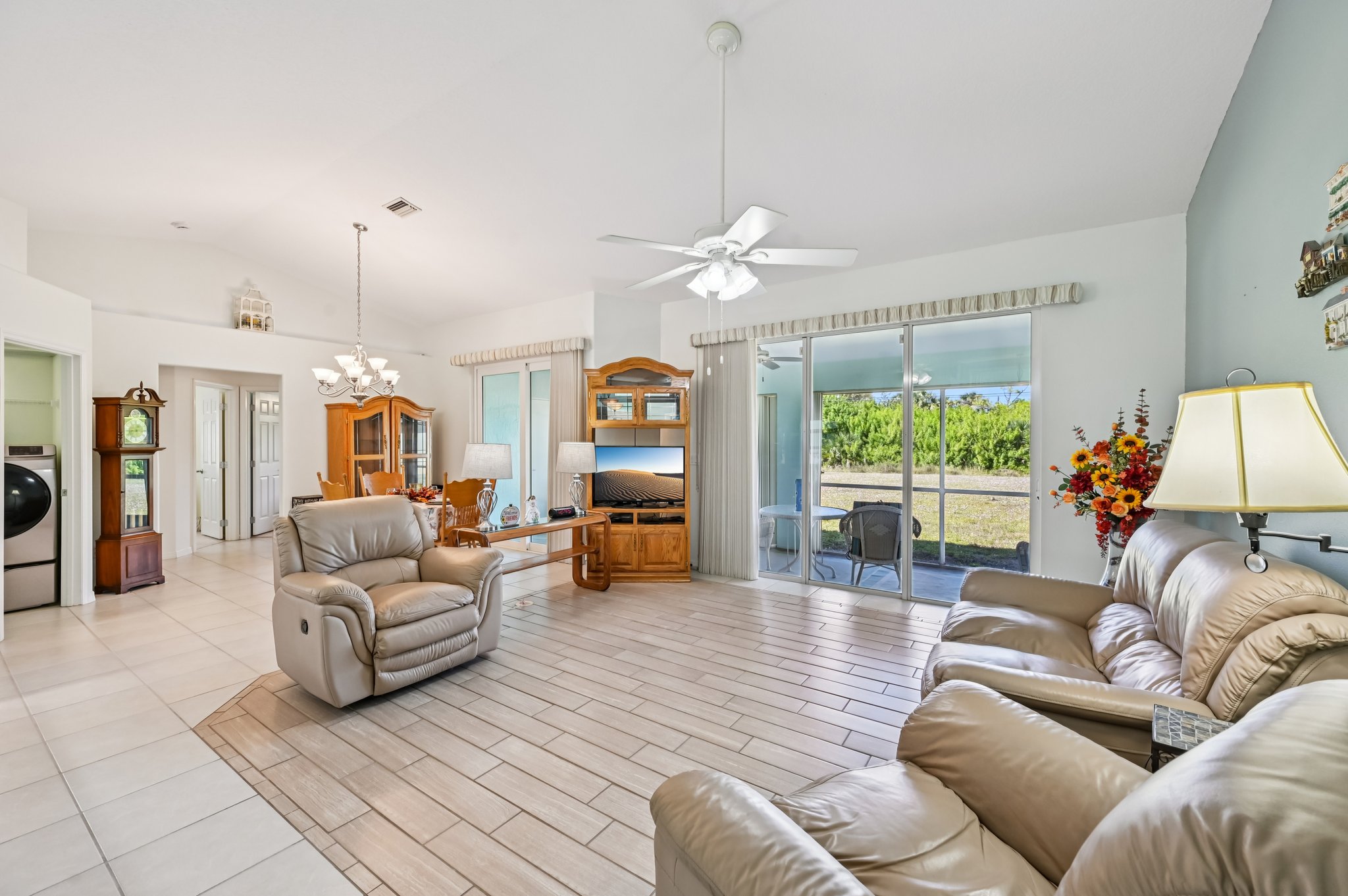 - 409 Boundary Blvd-S0511-1-006.jpg