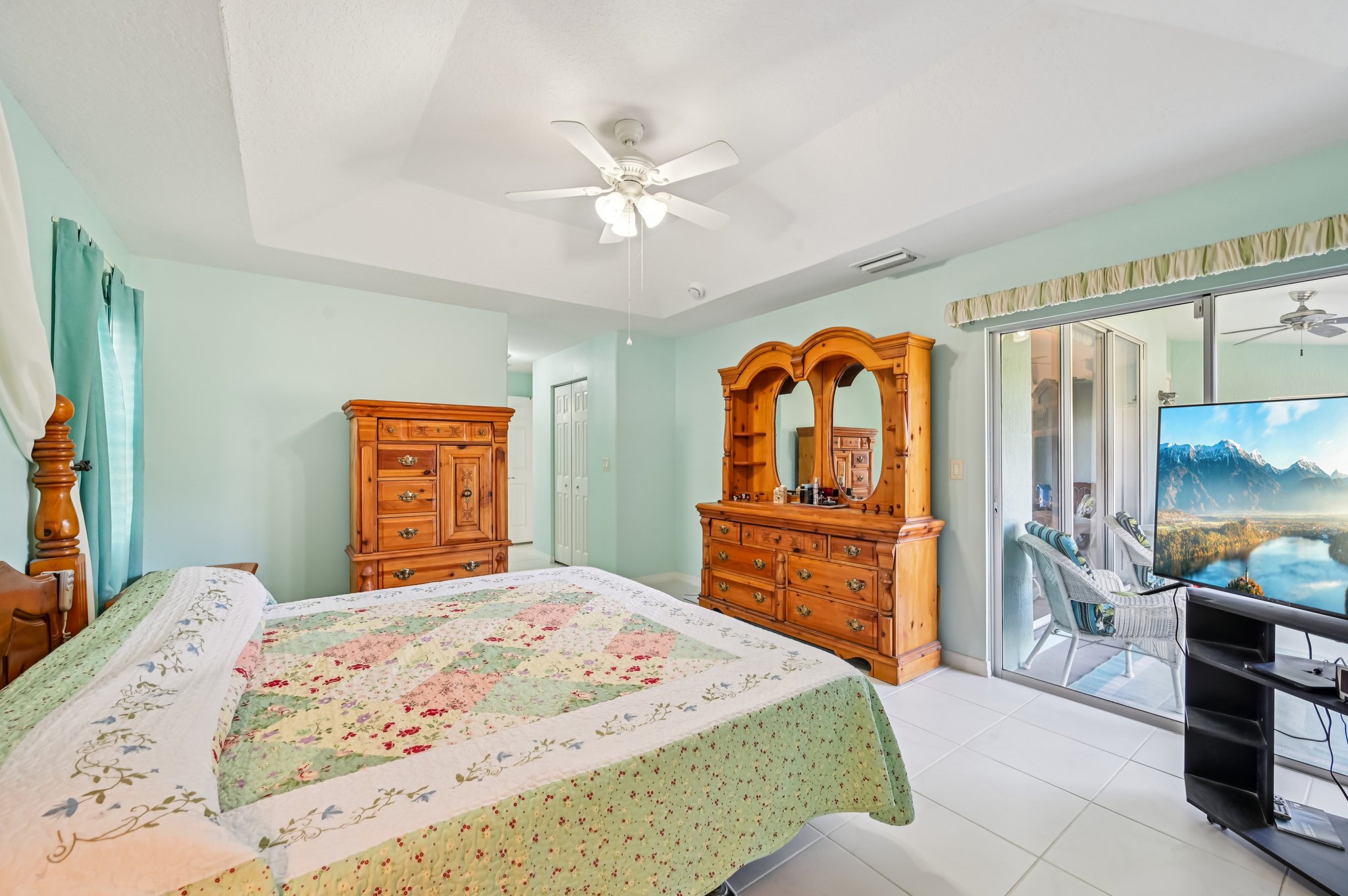 - 409 Boundary Blvd-S0511-1-031.jpg