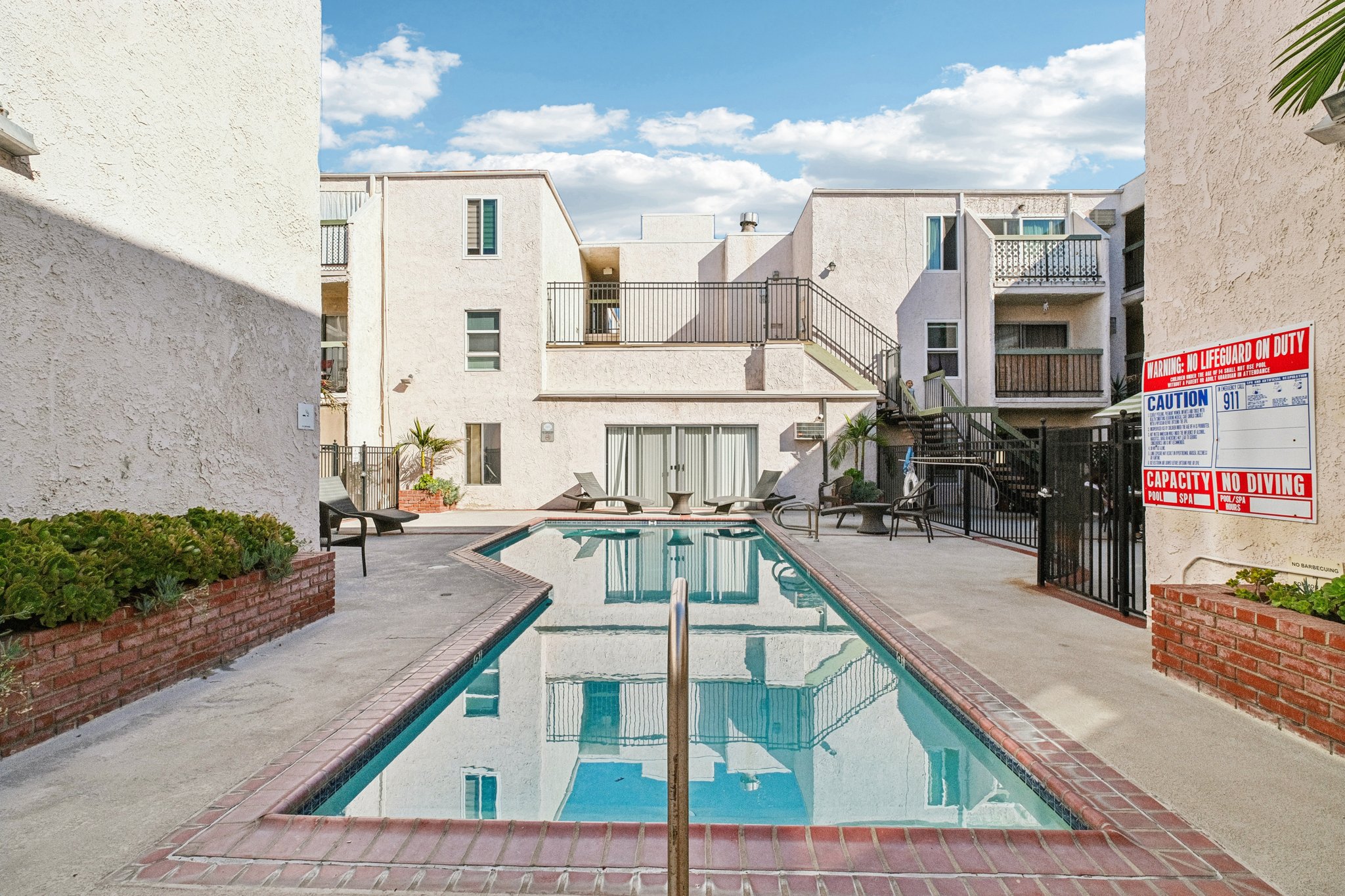 Burchett St 210-S3110-032.jpg