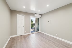 Burchett St 210-S3110-015.jpg