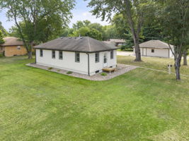  Photo 7