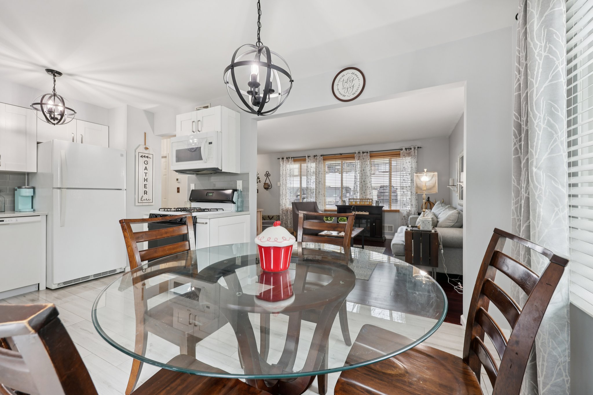 Country Club Ln-S1802-012.jpg