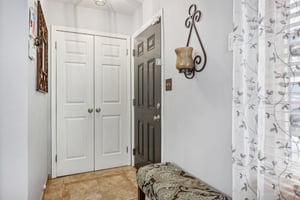 Country Club Ln-S1802-005.jpg