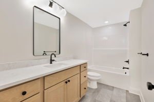  Photo 40