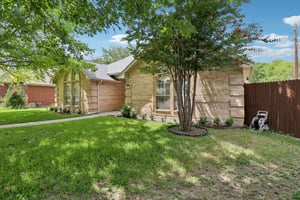 Meadow Ln-S1107-002.jpg