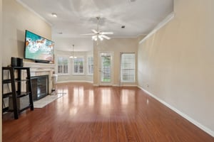 Meadow Ln-S1107-005.jpg