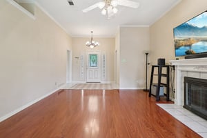 Meadow Ln-S1107-009.jpg