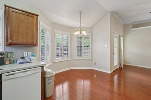 Meadow Ln-S1107-014.jpg
