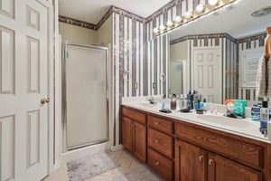 Meadow Ln-S1107-021.jpg