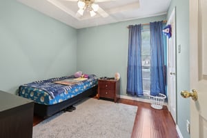 Meadow Ln-S1107-023.jpg