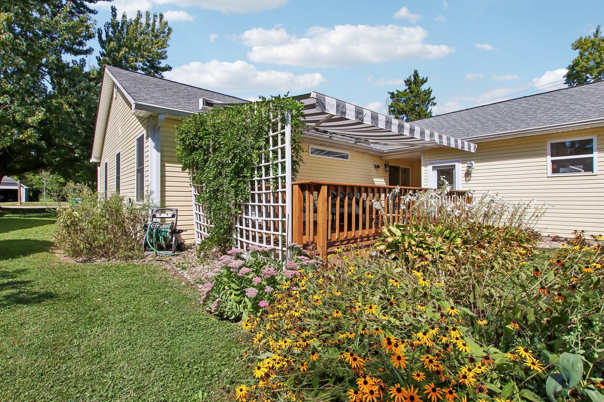 N Merrill St-S0809-045.jpg