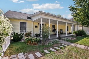 N Merrill St-S0809-009.jpg