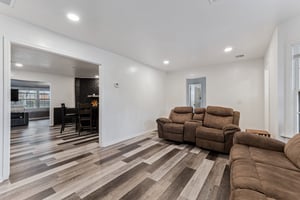 409 NE 60th St_010.jpg