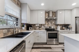 409 NE 60th St_021.jpg