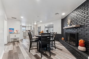 409 NE 60th St_025.jpg