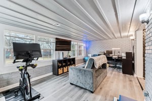 409 NE 60th St_026.jpg