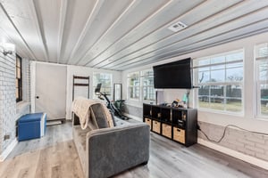 409 NE 60th St_028.jpg