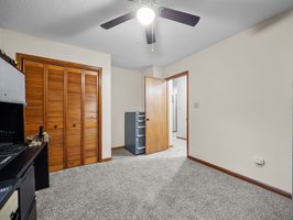  Photo 43