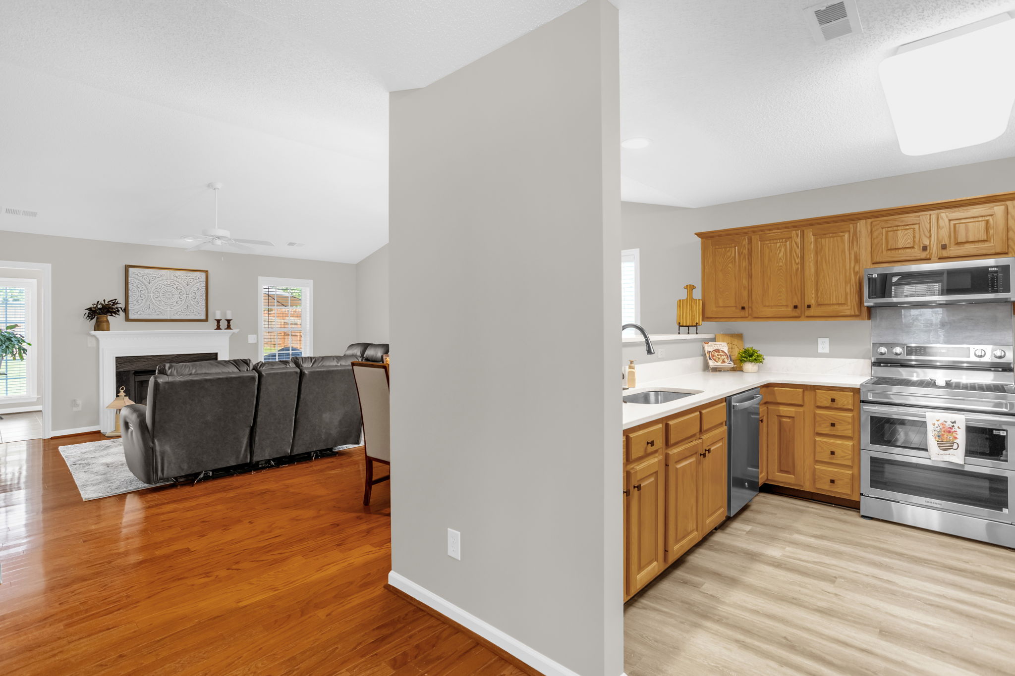 409 Timbercreek Dr-5