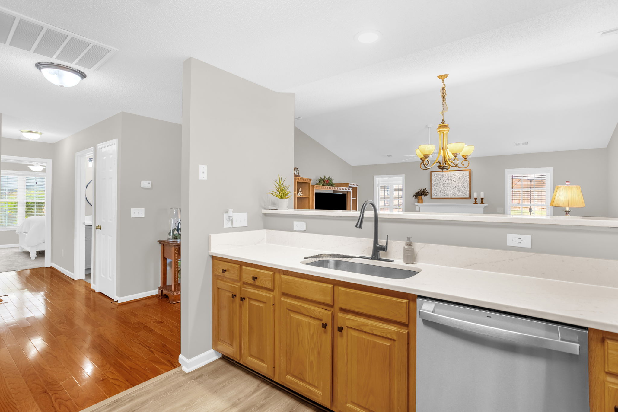 409 Timbercreek Dr-8