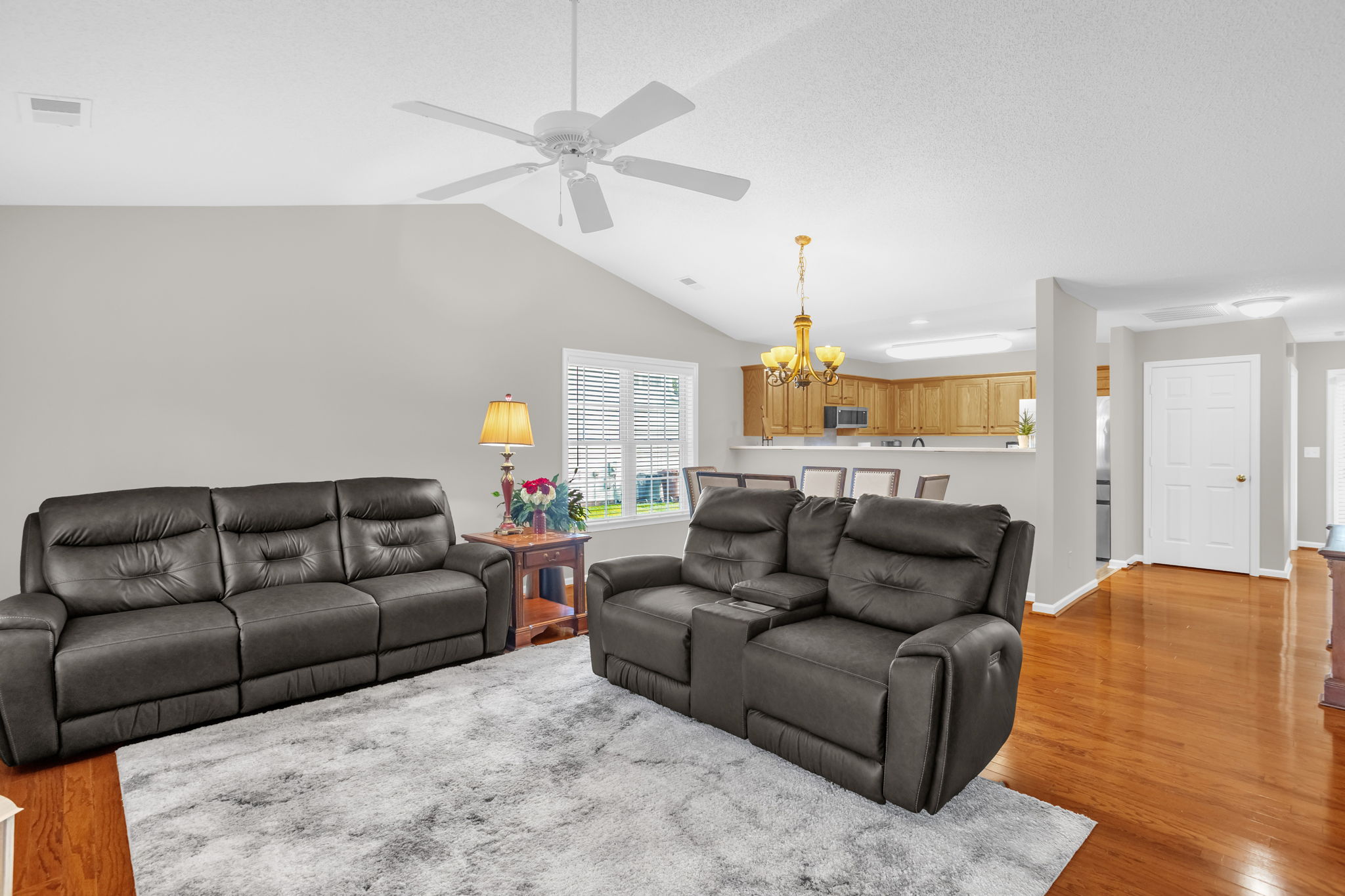 409 Timbercreek Dr-13
