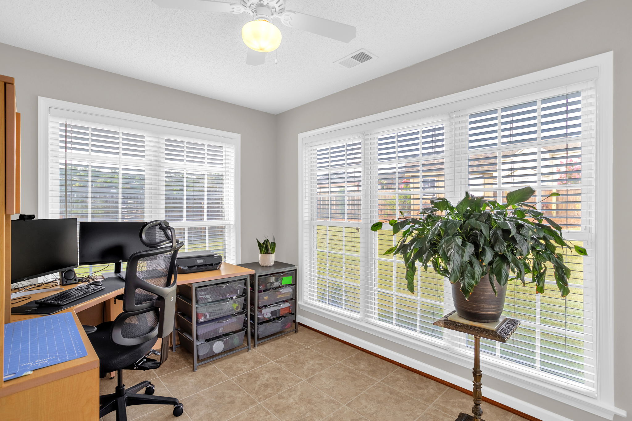 409 Timbercreek Dr-24