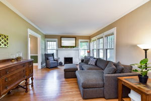  409 Wing Park Blvd, Elgin, IL 60123, US Photo 5