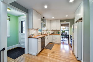  409 Wing Park Blvd, Elgin, IL 60123, US Photo 10