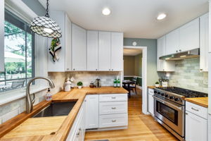  409 Wing Park Blvd, Elgin, IL 60123, US Photo 12