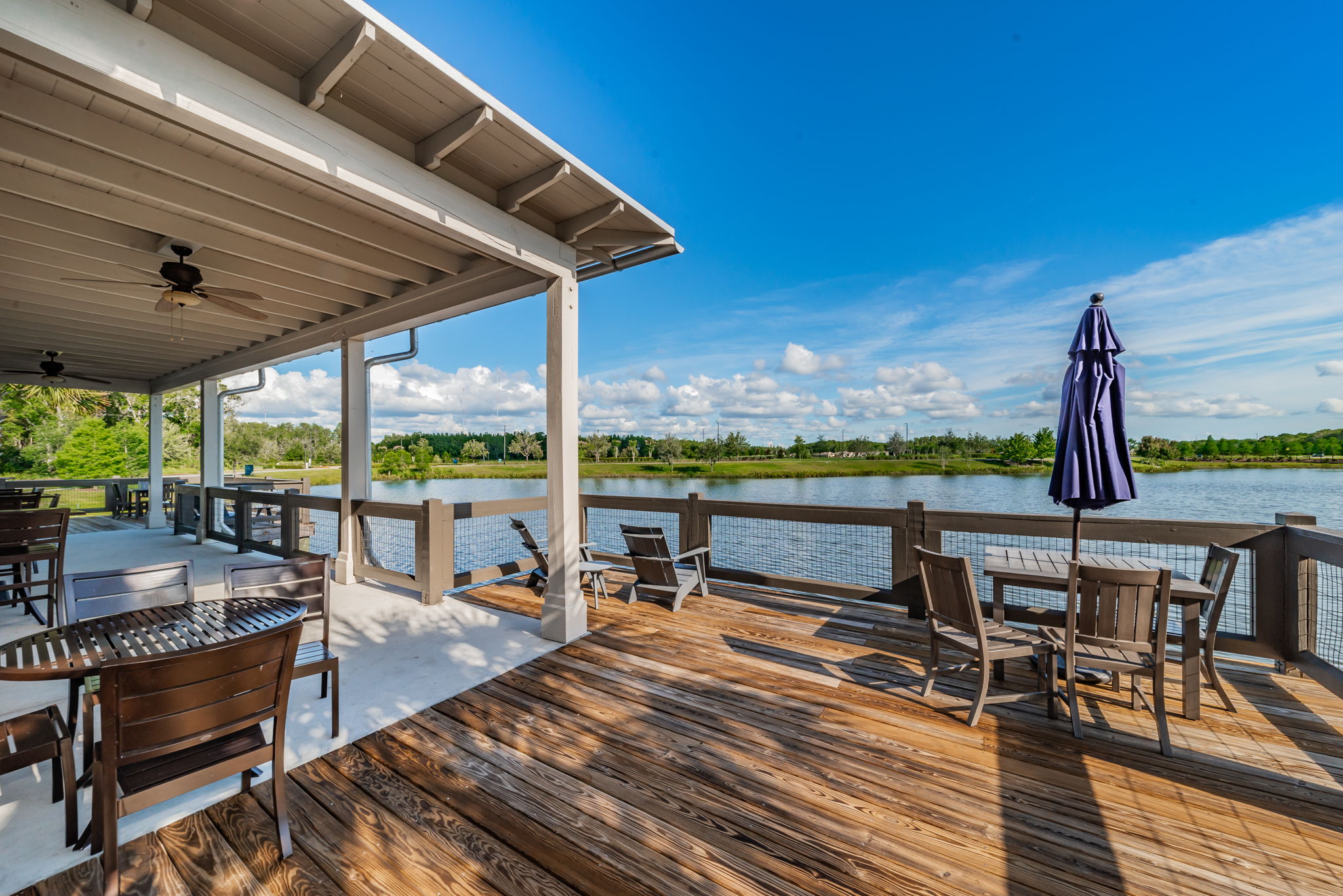 15-Bexley Club Clubhouse Patio