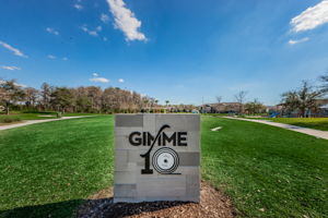 61-Gimme 10 Park