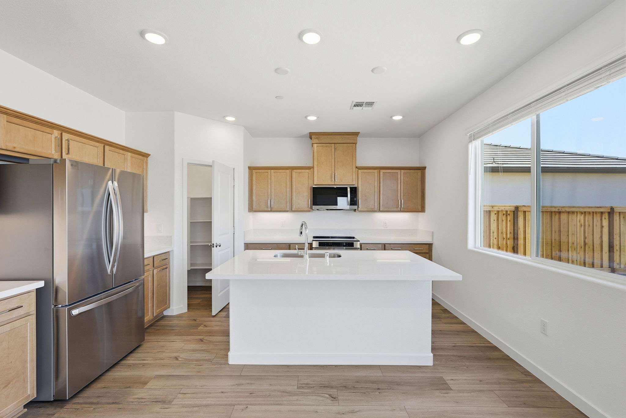 014_F8_4091 Keith Ln