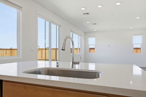 017_F8_4091 Keith Ln