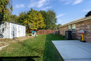  Photo 47