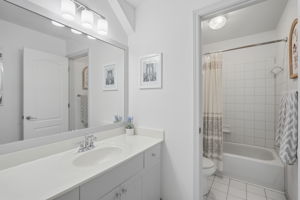  Photo 35