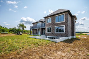  Photo 48