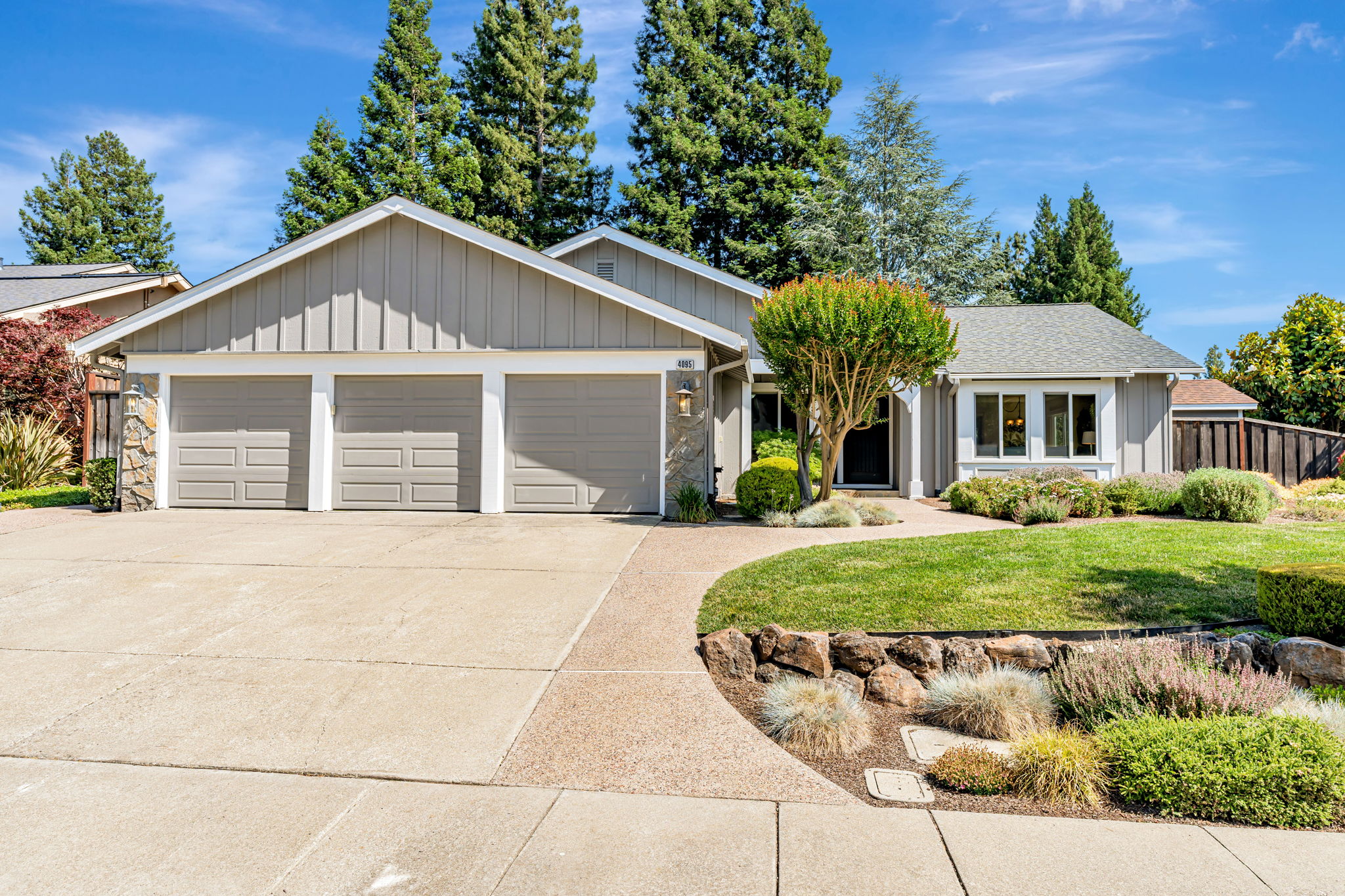 004_4095 Dunbarton Cir