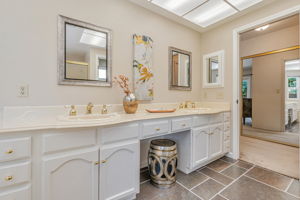 043_4095 Dunbarton Cir