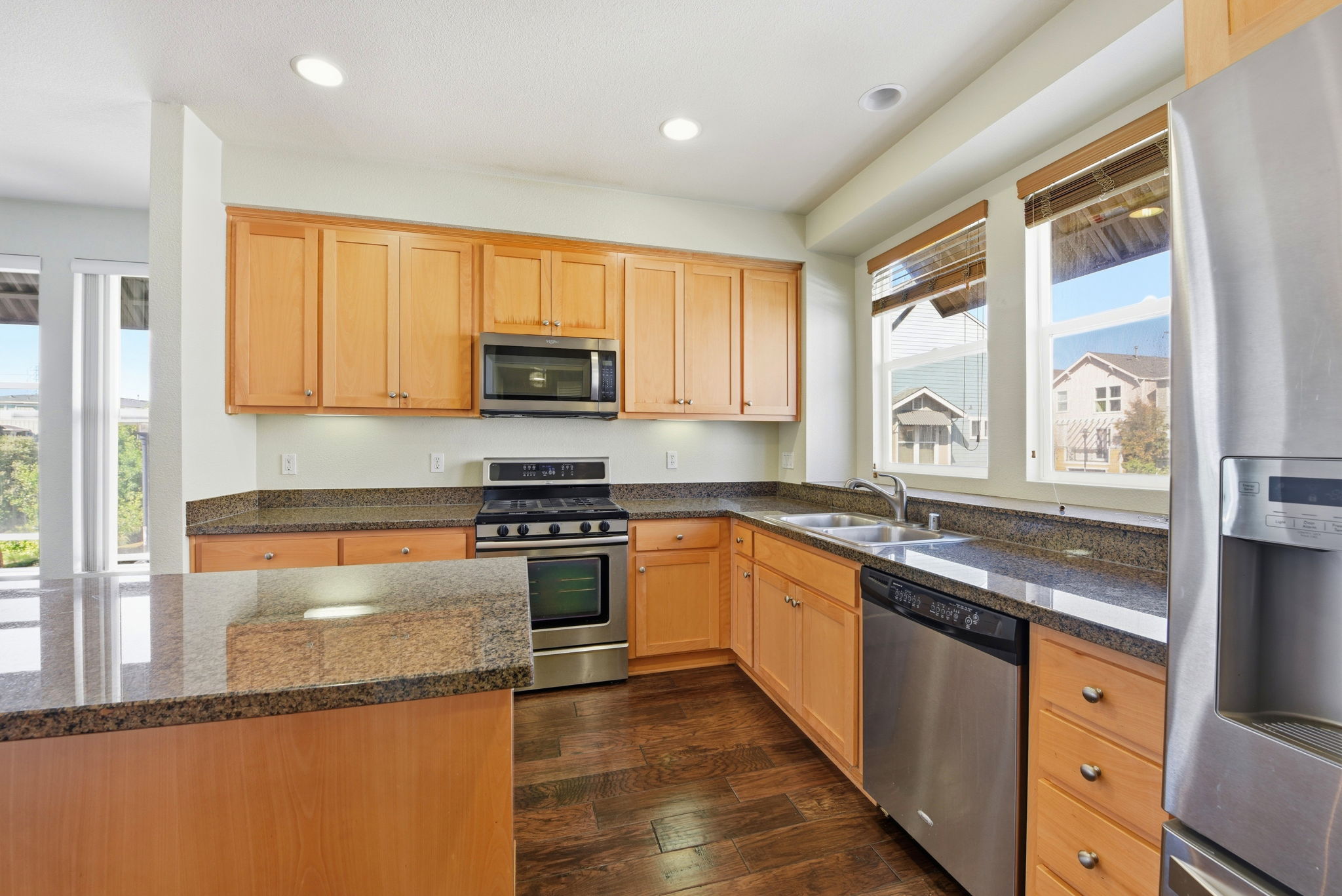 013_F8_40955 Olmstead Terrace