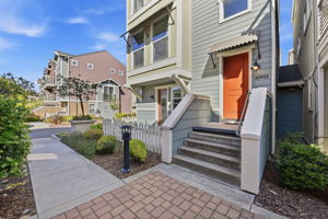 004_F8_40955 Olmstead Terrace