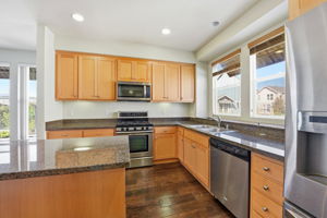 013_F8_40955 Olmstead Terrace
