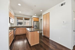 014_F8_40955 Olmstead Terrace