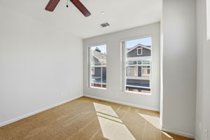 020_F8_40955 Olmstead Terrace