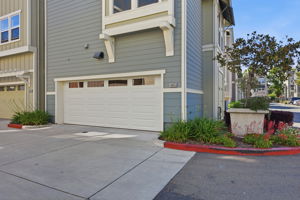 042_F8_40955 Olmstead Terrace