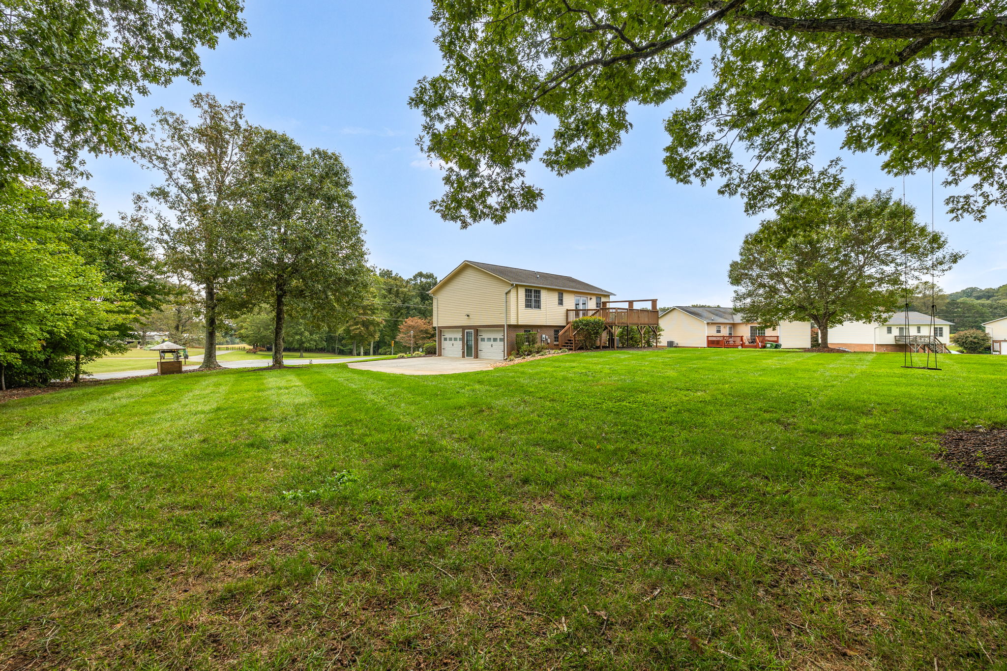 4097 Bowens Rd-37